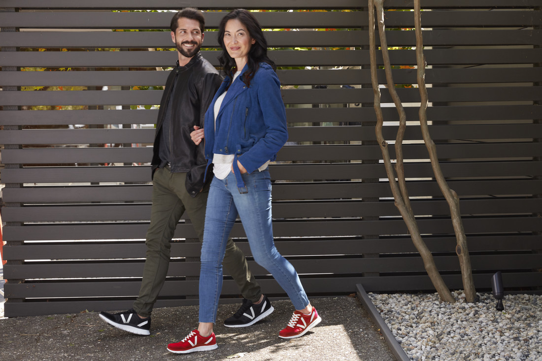 comfortable walking shoes