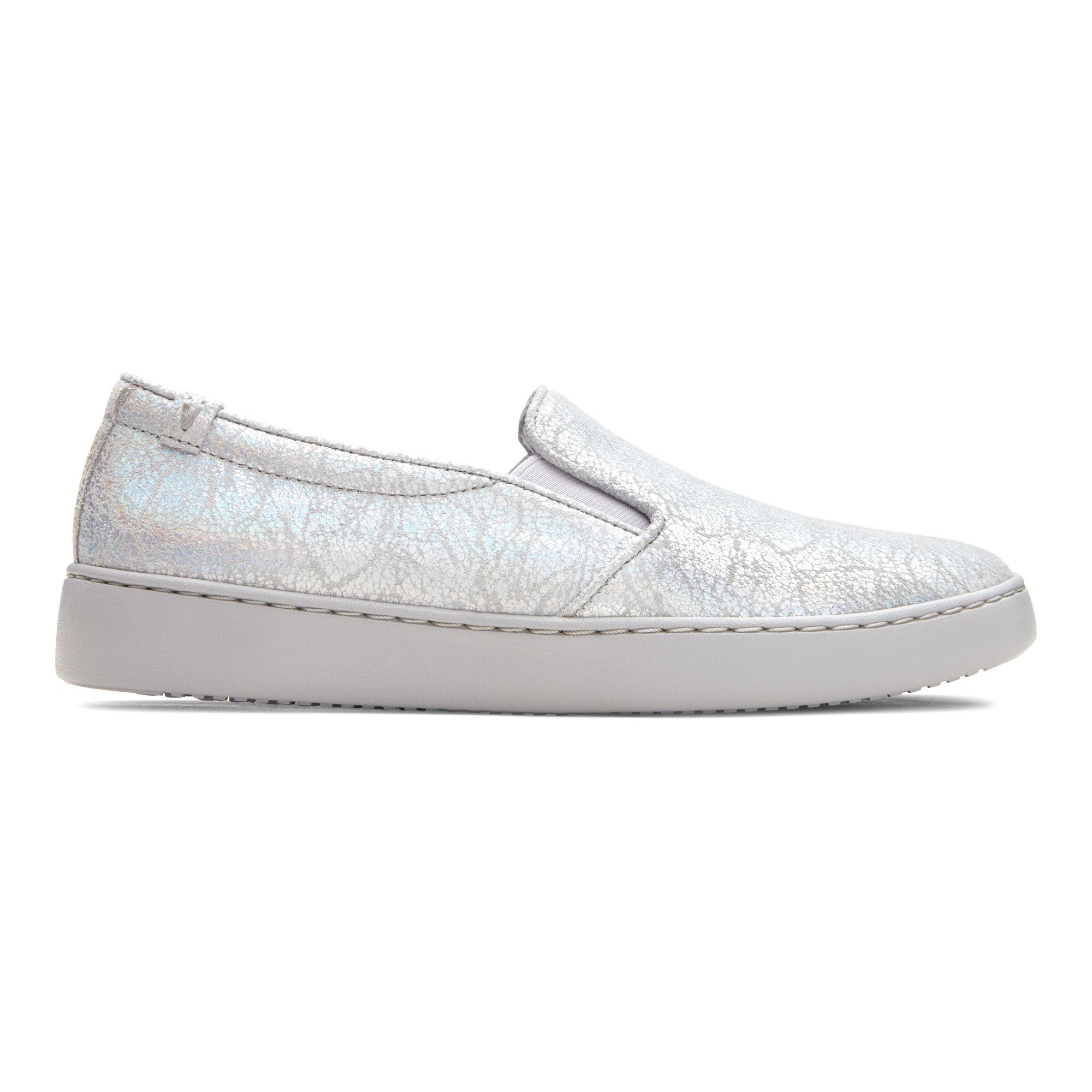 vionic avery pro slip on