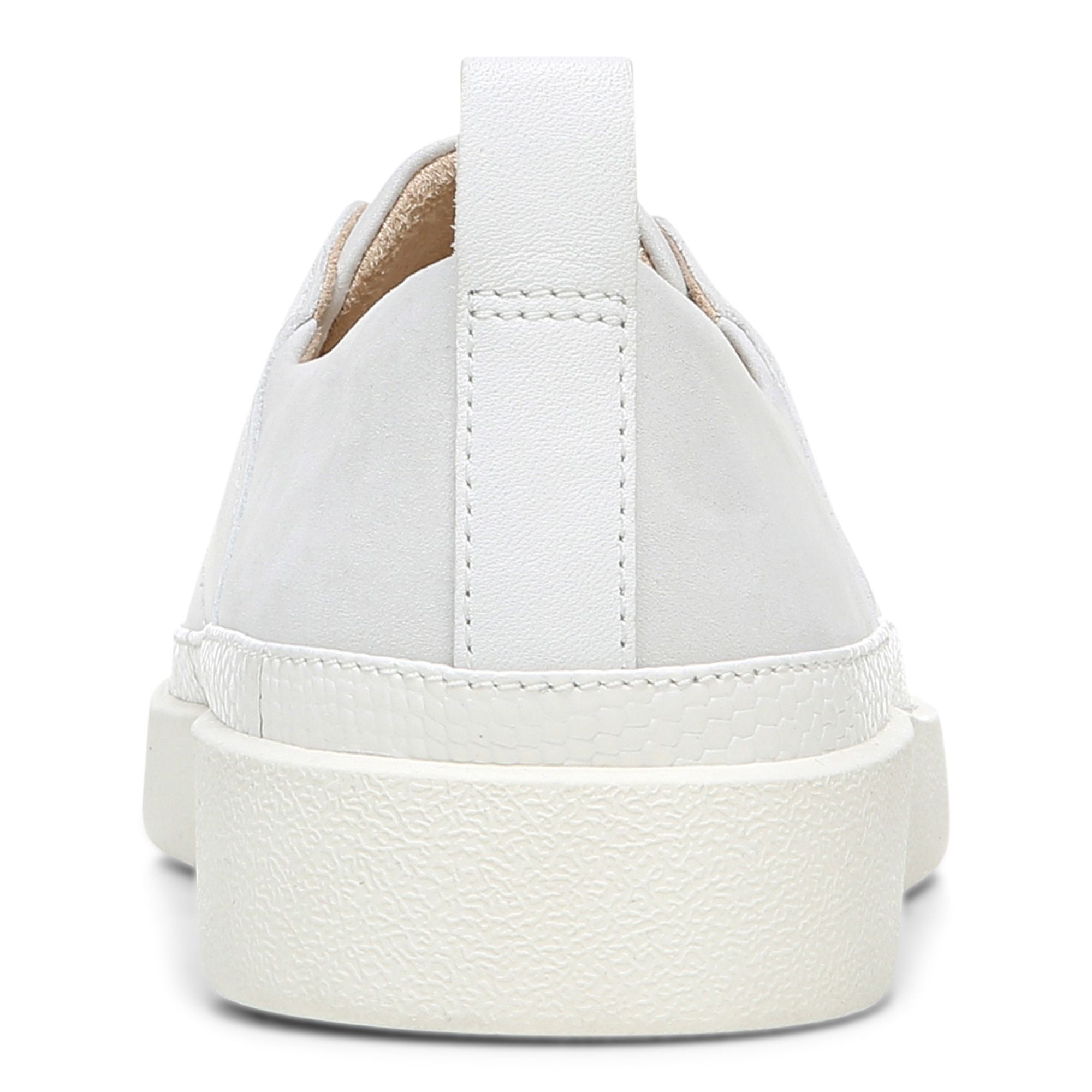 vionic zinah slip on sneaker