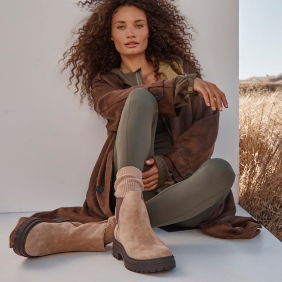 Georgina Chelsea Boot